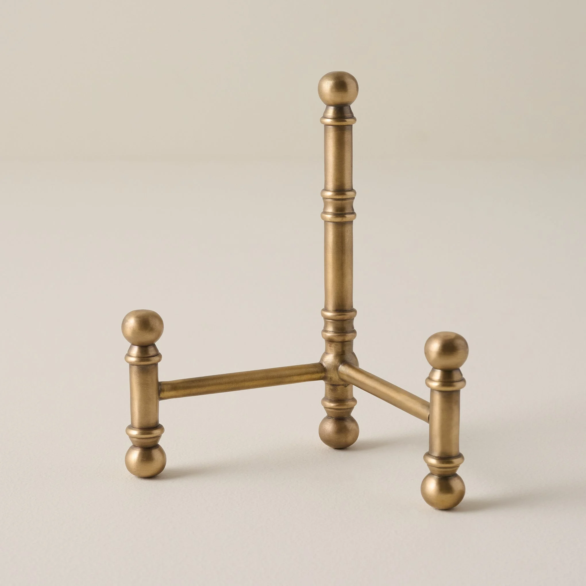 Arthur Antiqued Brass Photo Easel